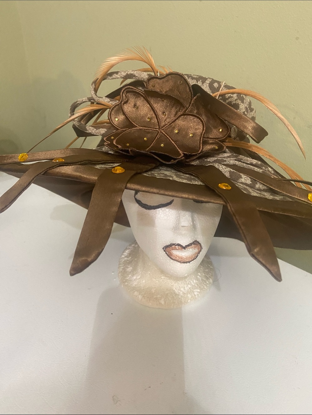 Pretty Dress Hat / Church Hat by Ben Marc